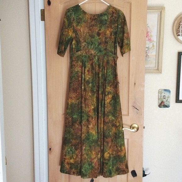 One of a Kind Handmade Dress - Picture 5 of 11